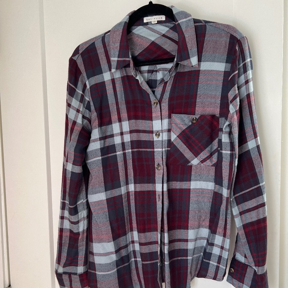 Flannel button-up - Picture 1 of 3
